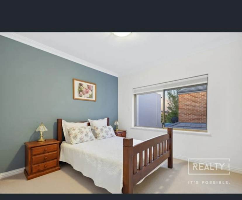Unfurnished room in a share house