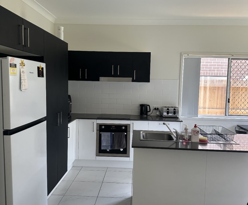 $200, Share-house, 2 rooms, Pallara QLD 4110, Pallara QLD 4110