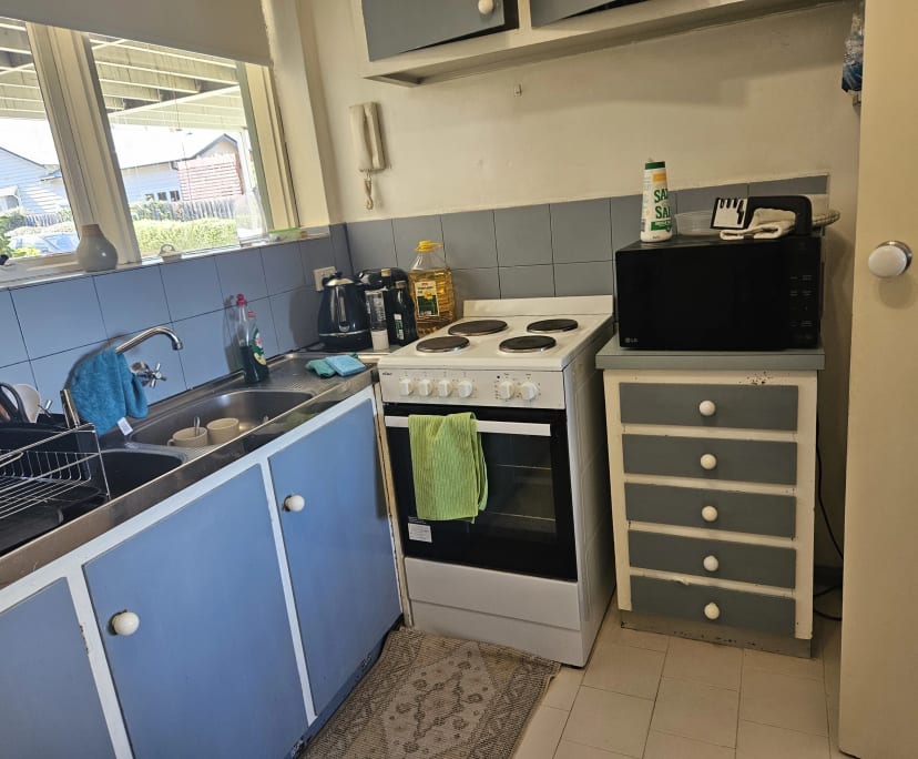 Unfurnished room in a flatshare
