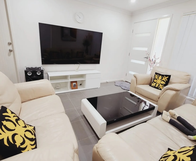 $280, Share-house, 3 bathrooms, Doolandella QLD 4077