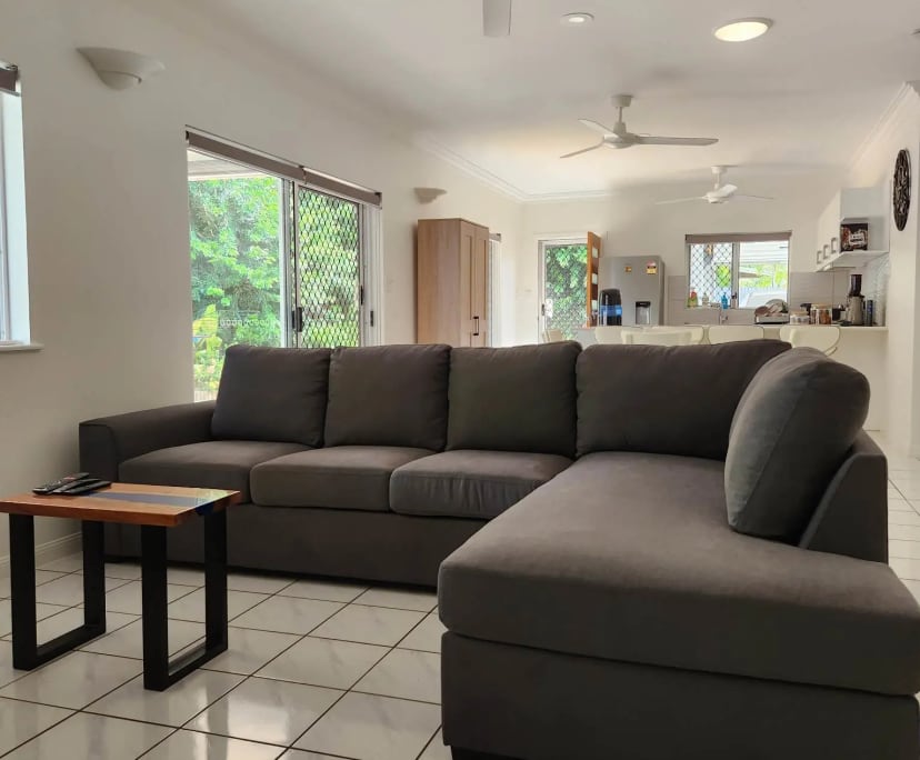 $290, Share-house, 3 bathrooms, Smithfield QLD 4878