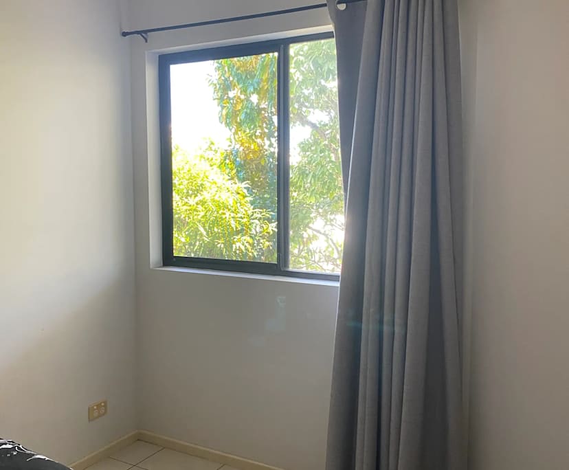 $300, Flatshare, 3 bathrooms, Cairns City QLD 4870