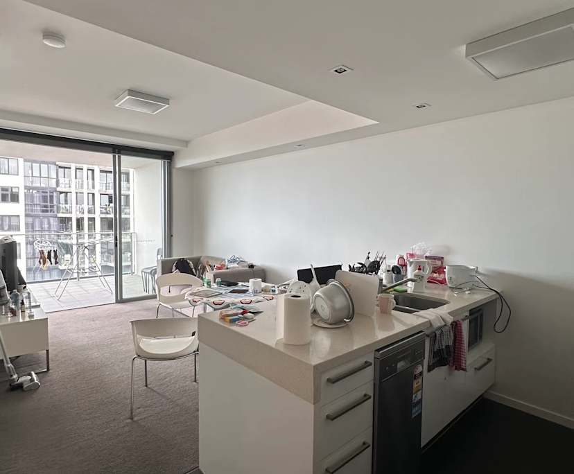 Furnished room in a flatshare