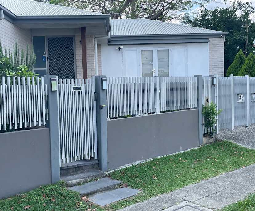 $720, Whole-property, 2 bathrooms, Salisbury QLD 4107