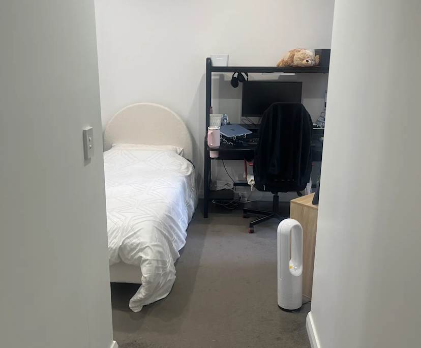 Room with ensuite in a flatshare