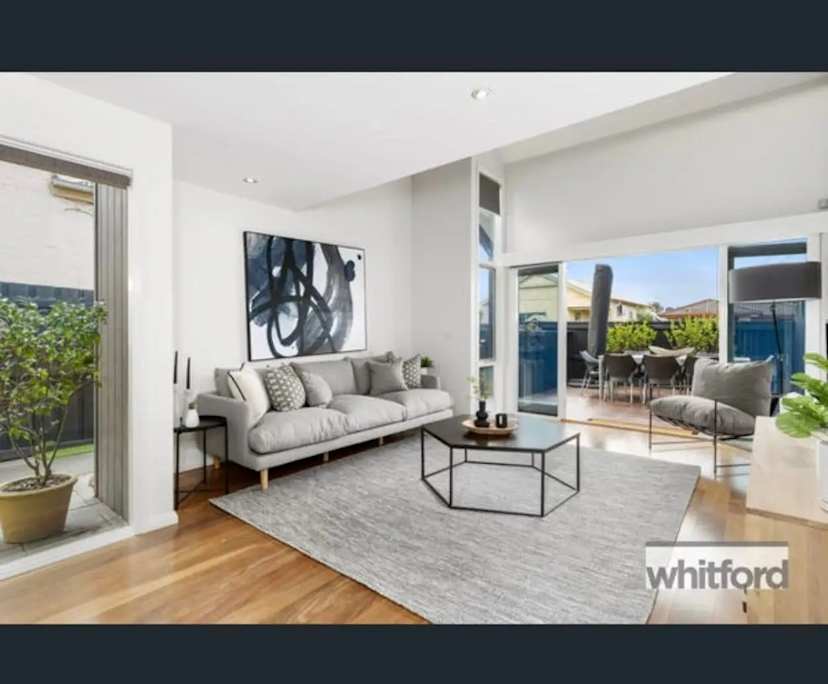 Unfurnished room in a share house