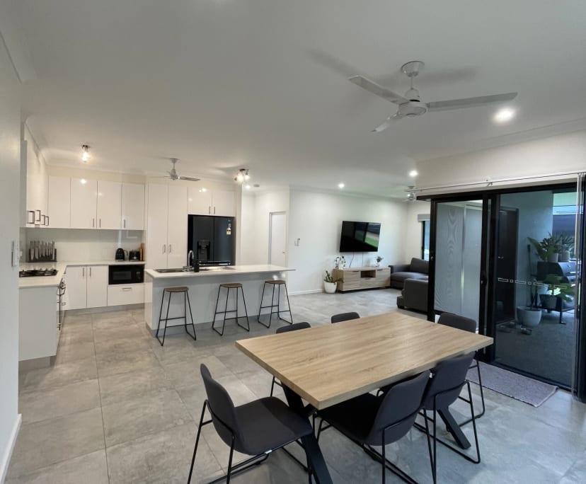 Unfurnished room in a share house