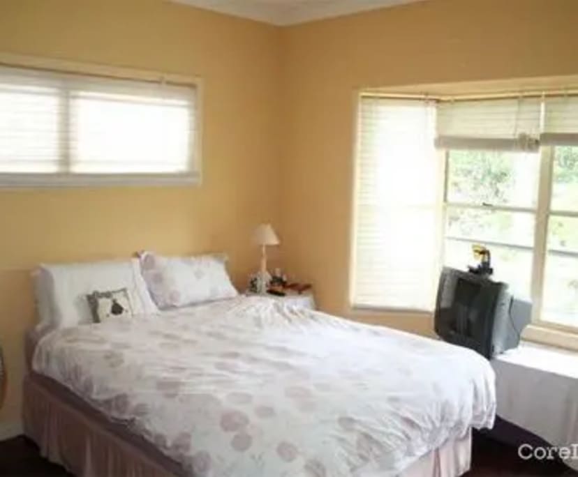 $215, Share-house, 3 bathrooms, Chelmer QLD 4068