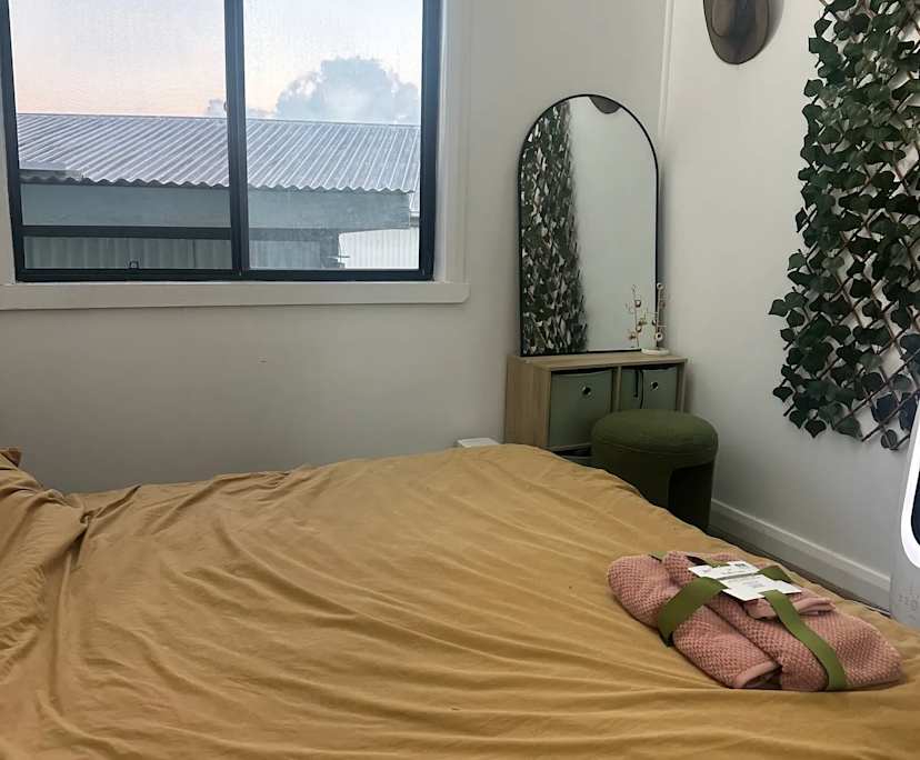 $300, Share-house, 3 bathrooms, Bungalow QLD 4870