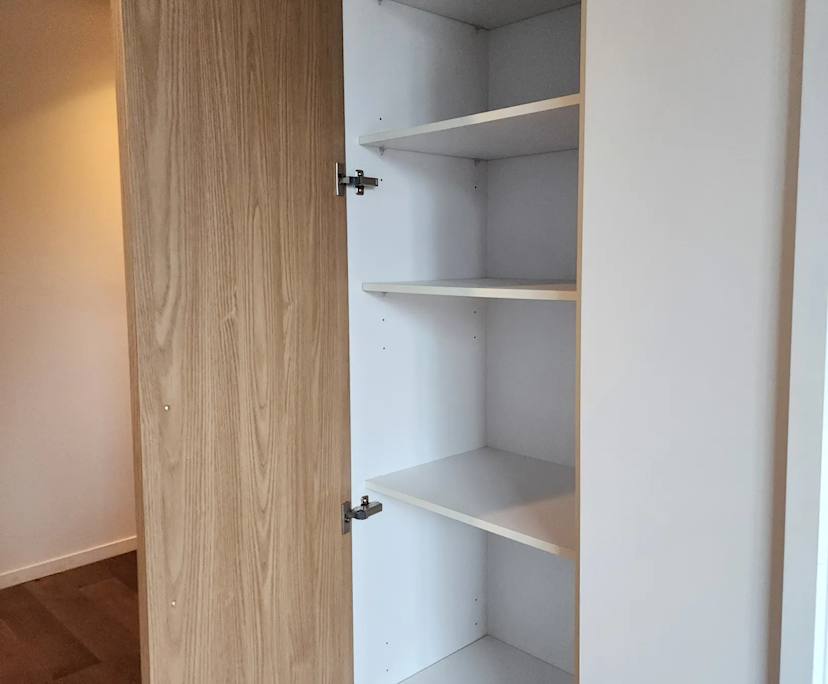 $800, Whole-property, 2 bathrooms, Melbourne VIC 3000