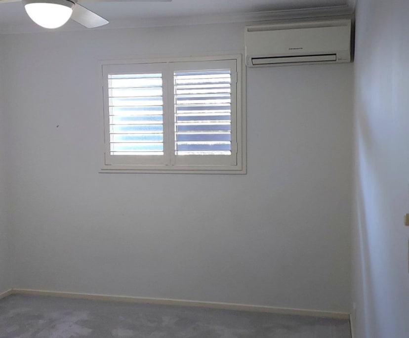 Unfurnished room with own bathroom
