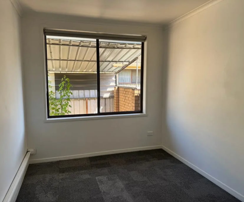 $215, Share-house, 2 bathrooms, East Albury NSW 2640