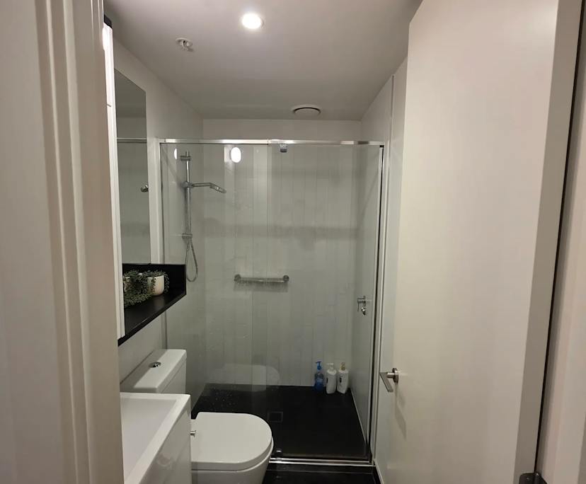 Furnished room with own bathroom