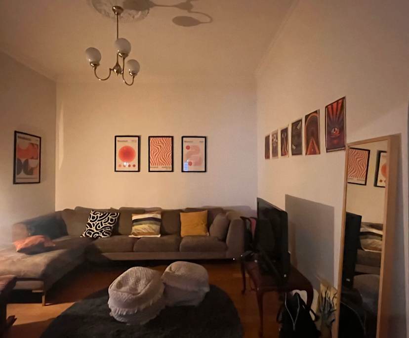 Furnished room in a share house