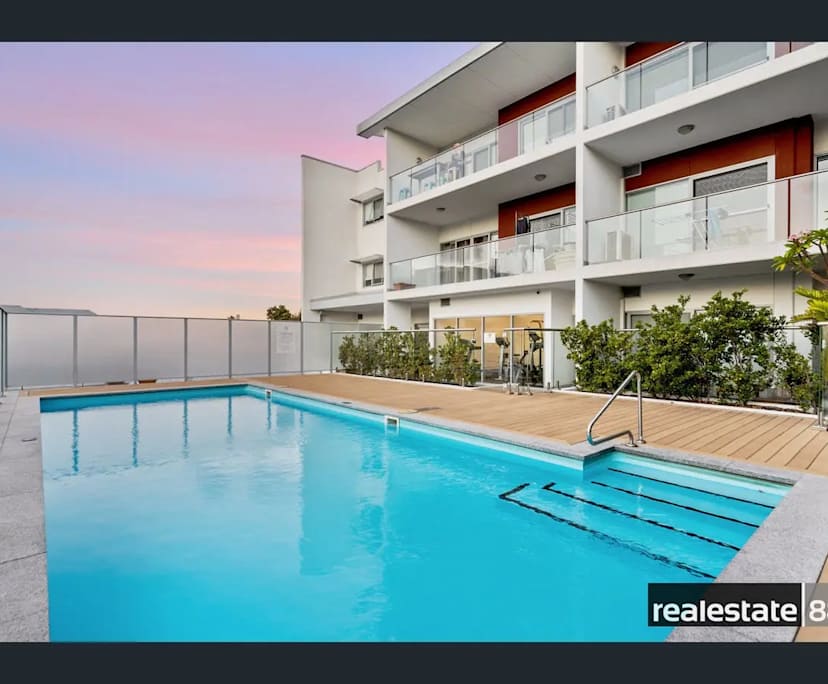 $780, Whole-property, 2 bathrooms, Perth WA 6000