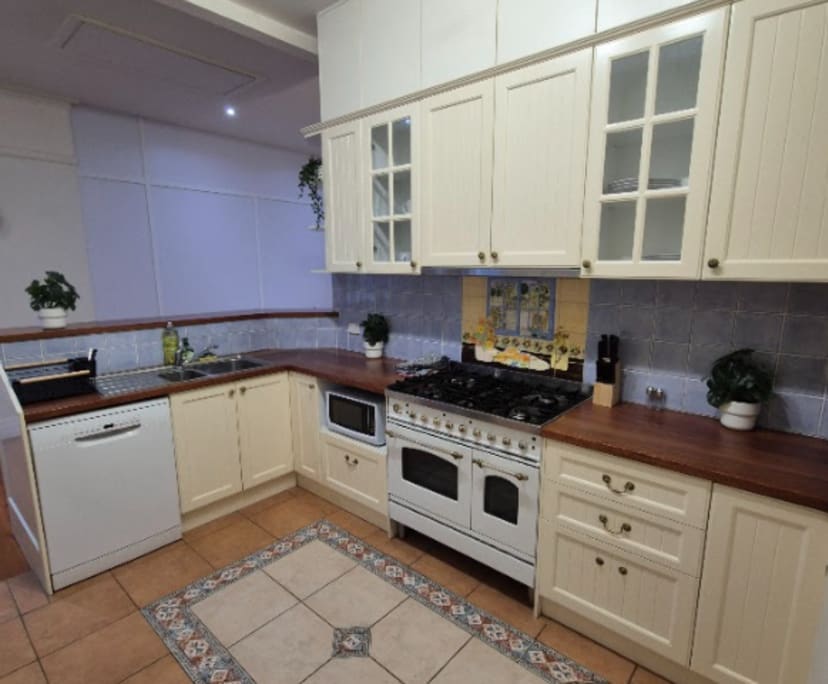 $340, Flatshare, 6 bathrooms, Chatswood NSW 2067