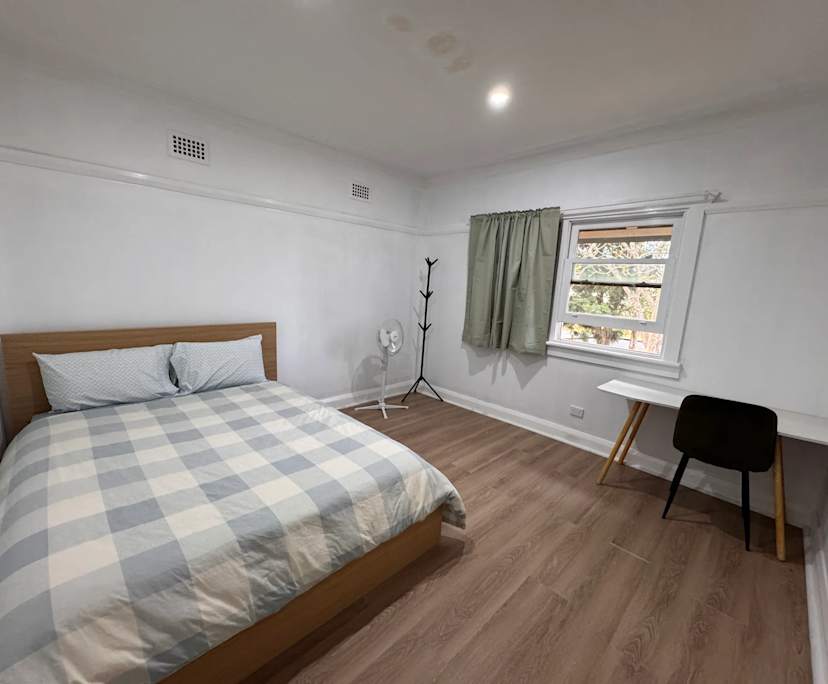 $800, Whole-property, 2 bathrooms, Mulgrave NSW 2756