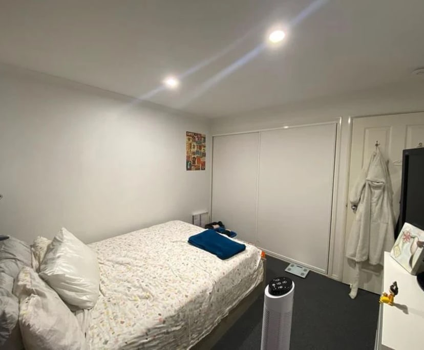 Unfurnished room in a share house