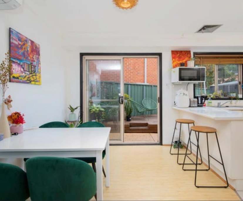 Furnished room in a share house