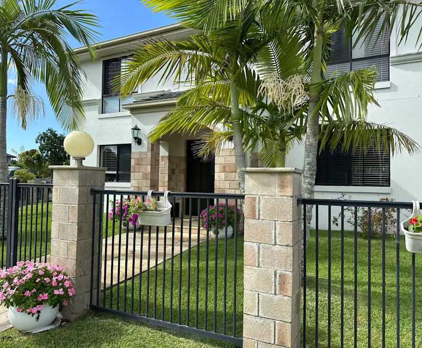 Furnished room in a share house