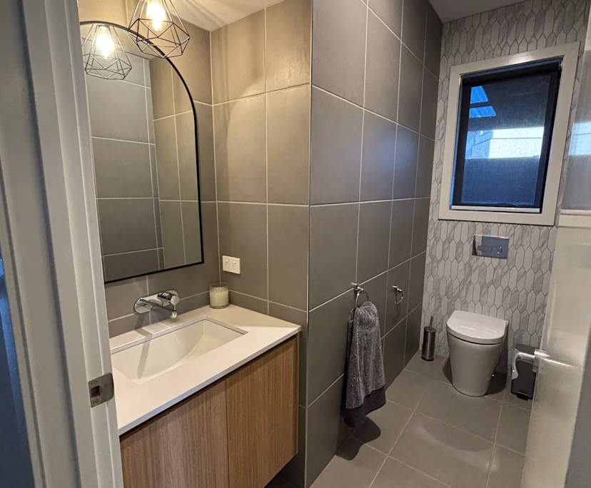 Furnished room in a share house