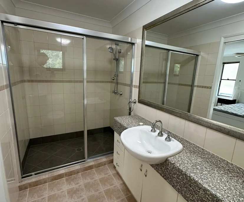 $600, Share-house, 3 bathrooms, Varsity Lakes QLD 4227