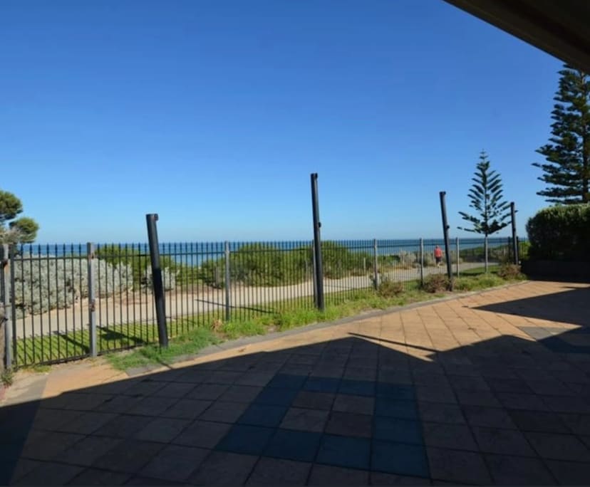 Unfurnished room with own bathroom