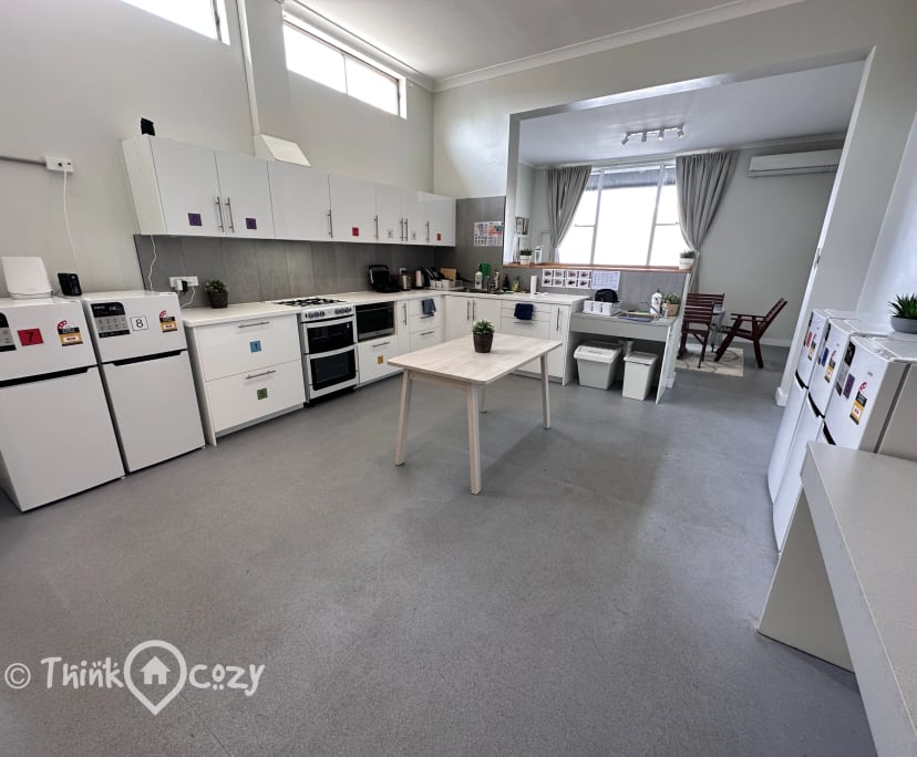 $490, Share-house, 6 bathrooms, Brunswick VIC 3056