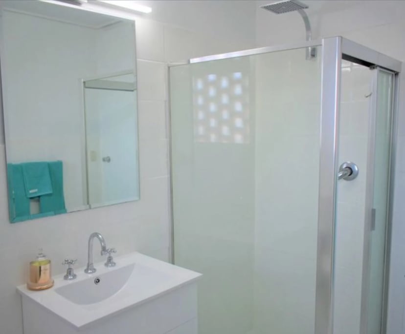 $250, Flatshare, 3 bathrooms, Saint Peters SA 5069