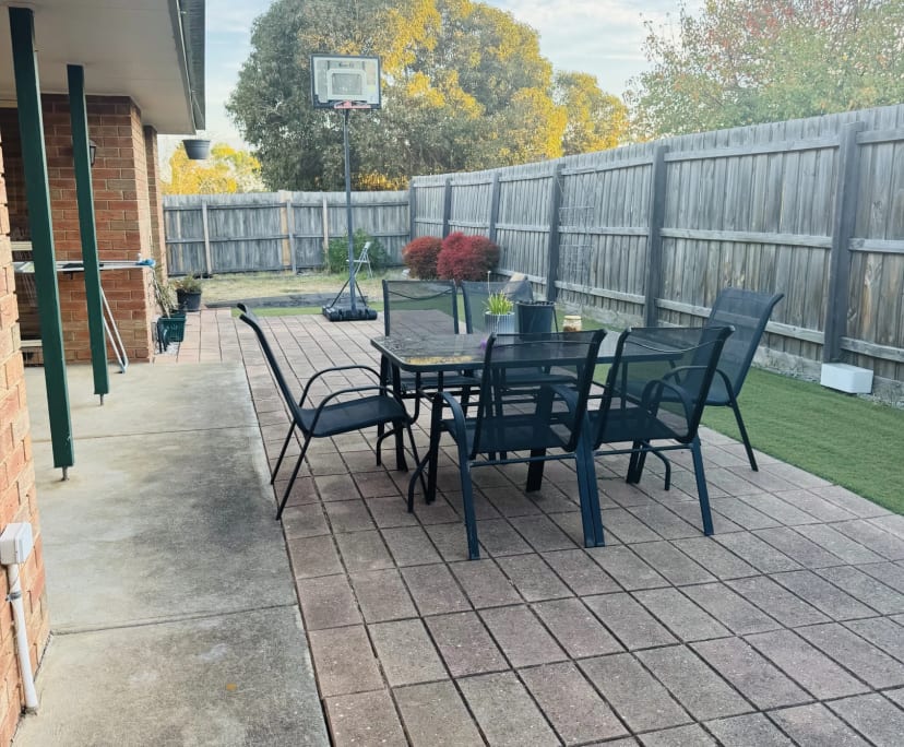 $300, Share-house, 3 bathrooms, Hillside VIC 3037