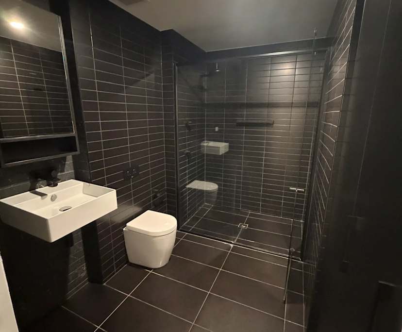 $600, 1-bed, 1 bathroom, Kingston ACT 2604