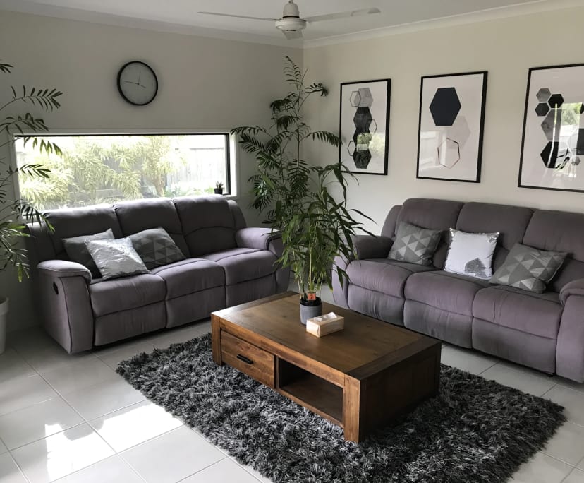 Room in a share house