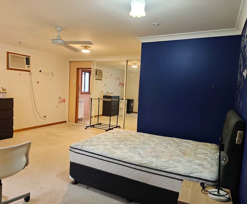 $400, Share-house, 5 bathrooms, Cambridge Park NSW 2747