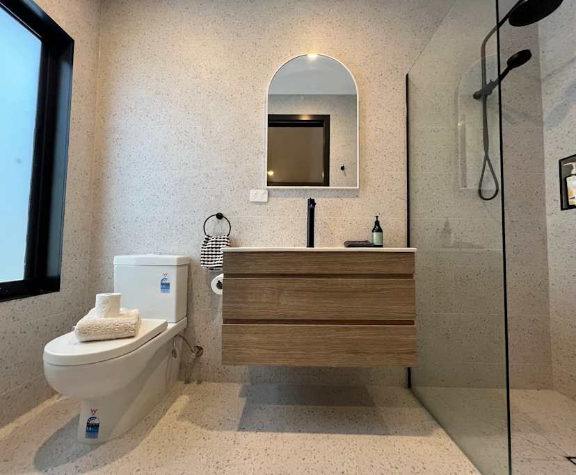 Furnished room with ensuite in a share house