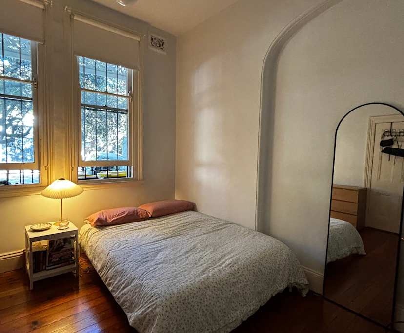 Furnished room in a share house