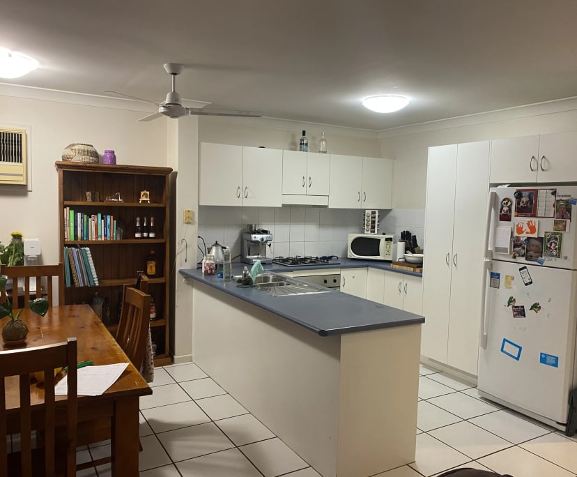 Room for Rent in Belgian Gardens, Townsville 140,...