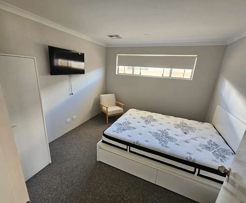 propertyImage