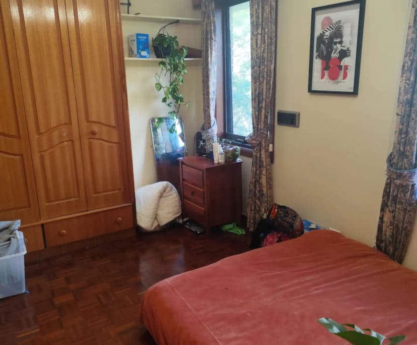 Unfurnished room in a share house