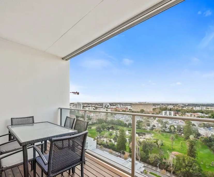 Whole property with 2 rooms for rent