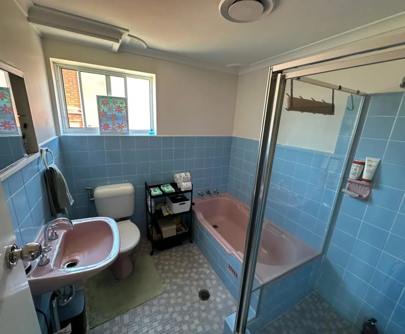 $420, Homestay, 2 bathrooms, Kensington NSW 2033