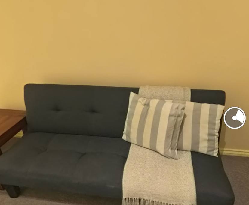Furnished room studio flat for rent