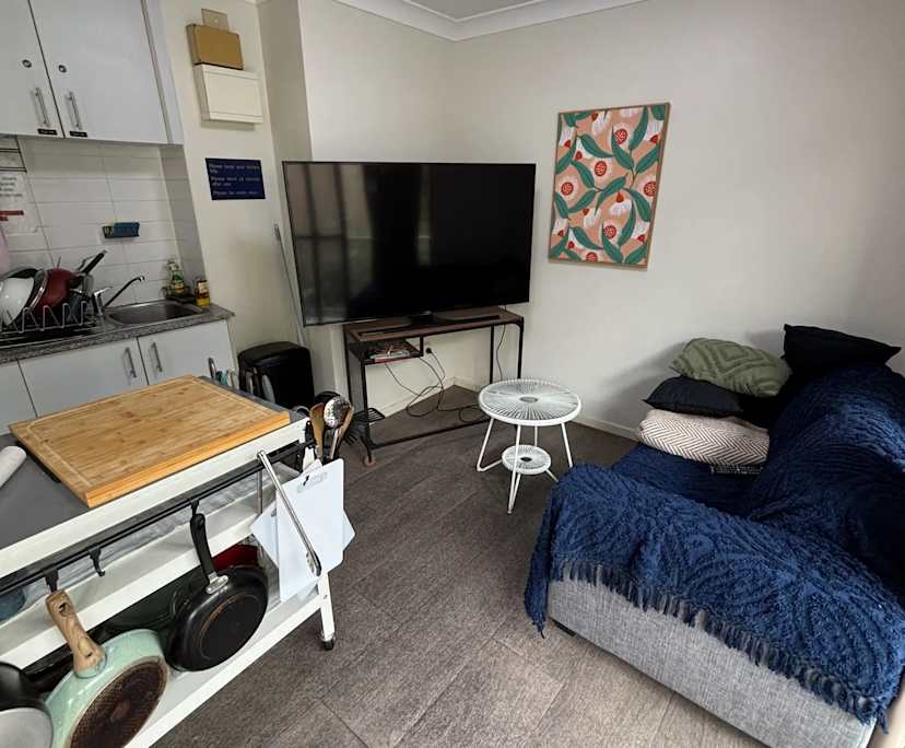$250, Flatshare, 4 bathrooms, West End QLD 4101