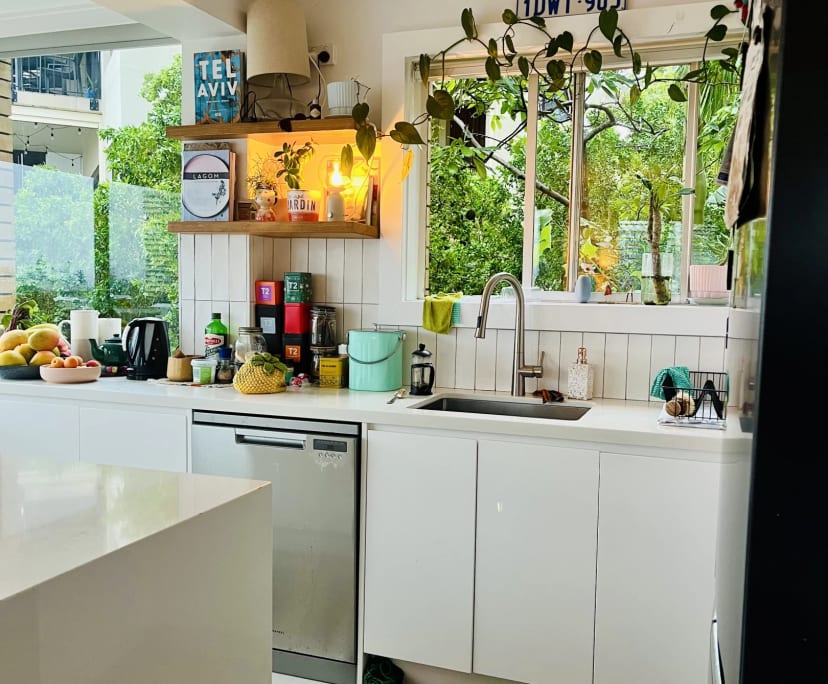 $750, Whole-property, 2 bathrooms, Coolangatta QLD 4225