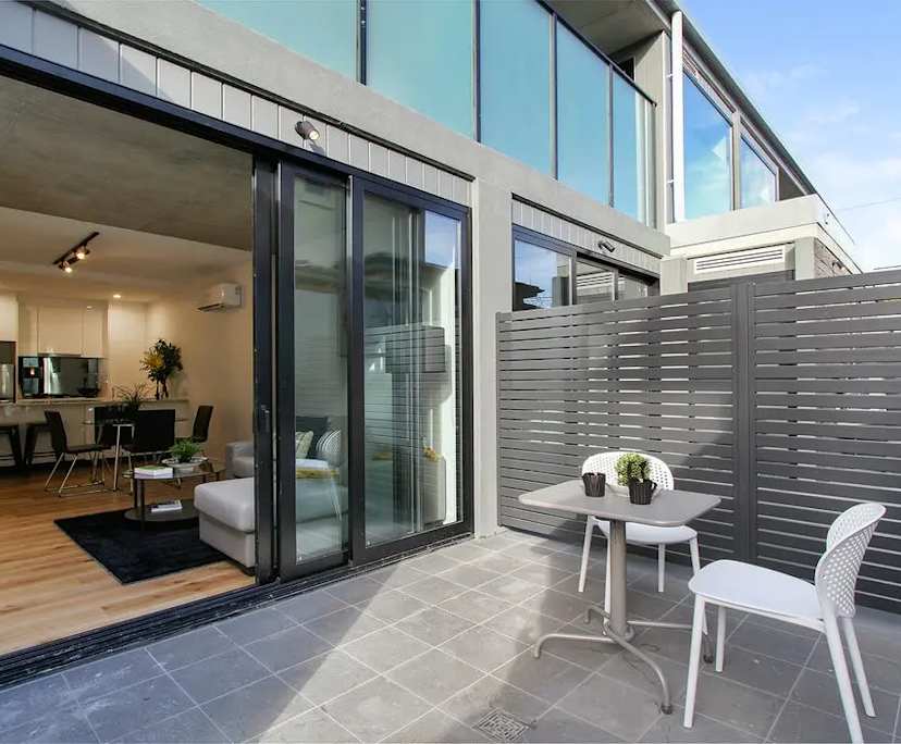 Furnished room with own bathroom