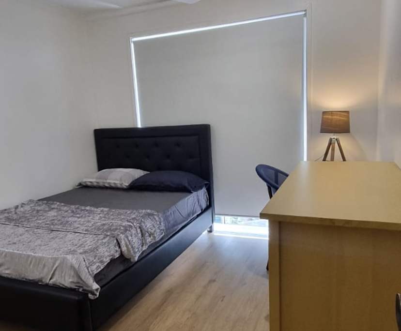 $320, Share-house, 3 bathrooms, Labrador QLD 4215