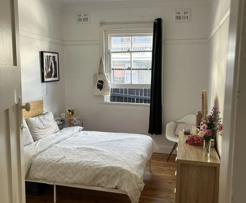 Furnished room in a share house