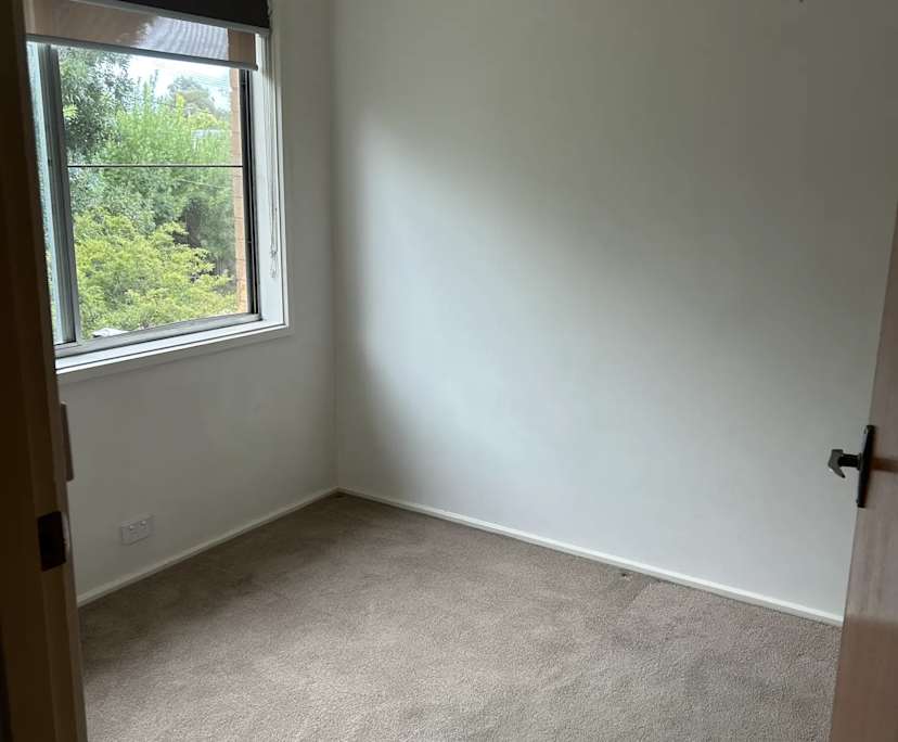 Unfurnished room in a share house