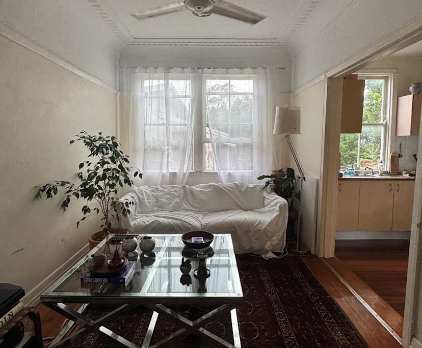 Unfurnished room in a flatshare