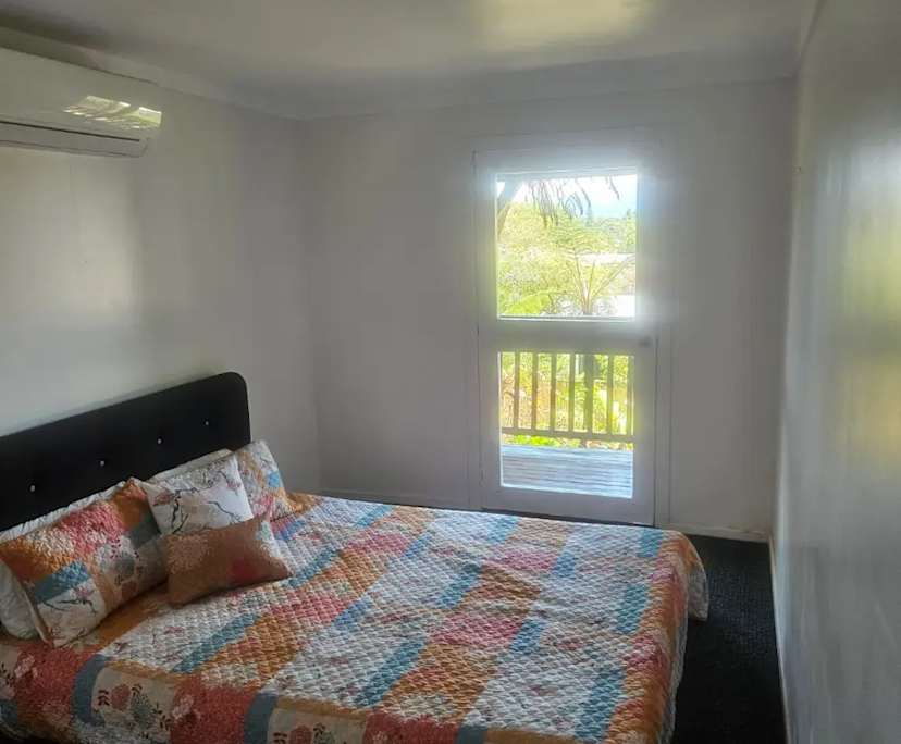$250, Share-house, 4 bathrooms, Whitfield QLD 4870