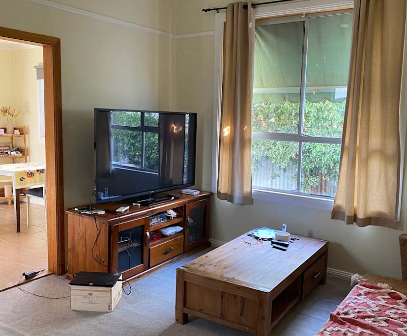 Room in a share house